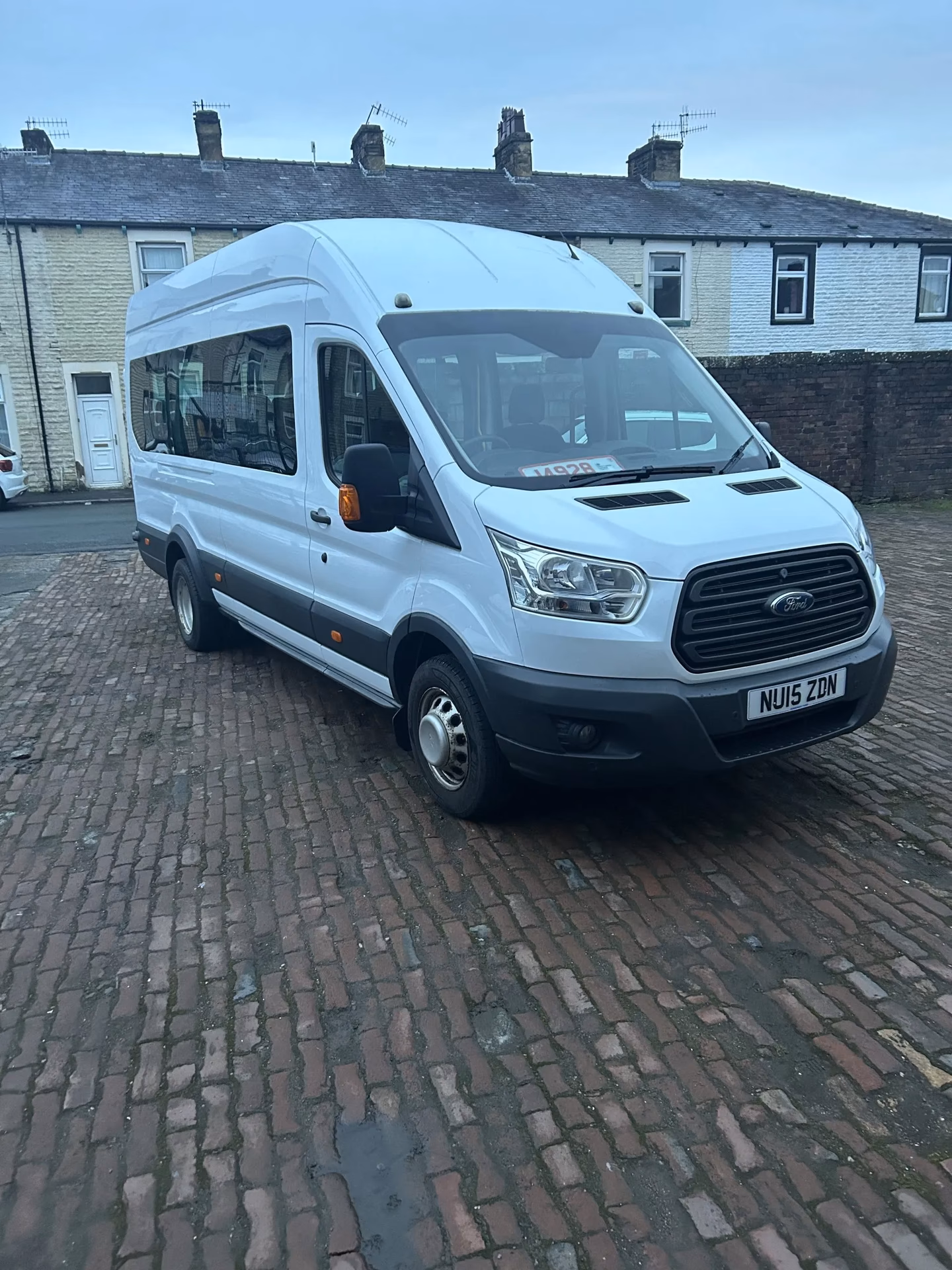 What is a 12 seater minibus?