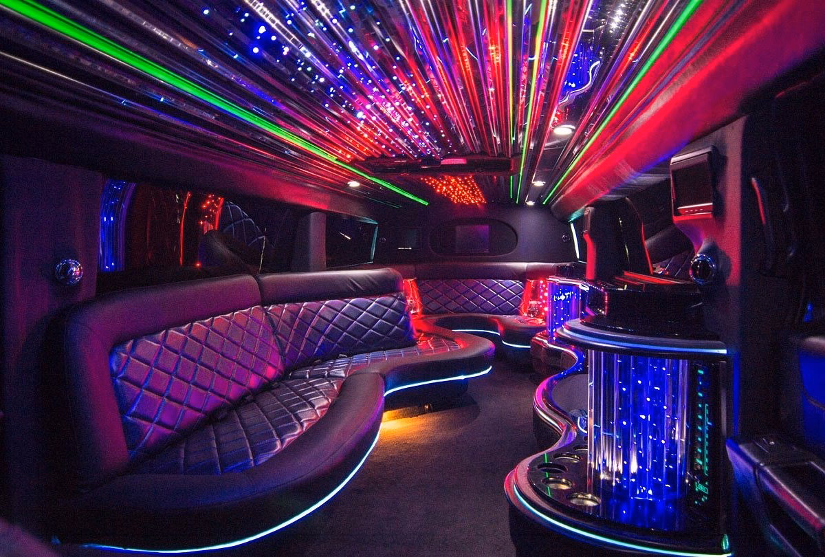 How do I get a limo & luxury car hire quote?