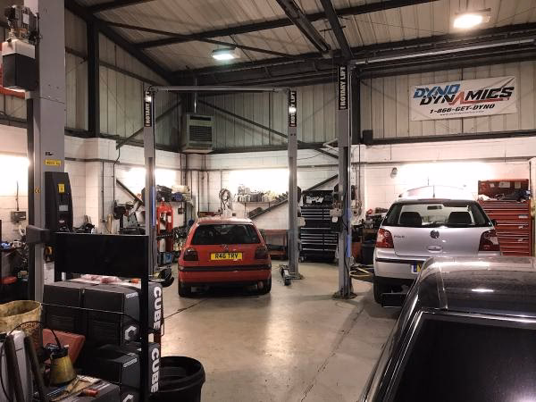 Where can I find a reliable car garage in Portsmouth?