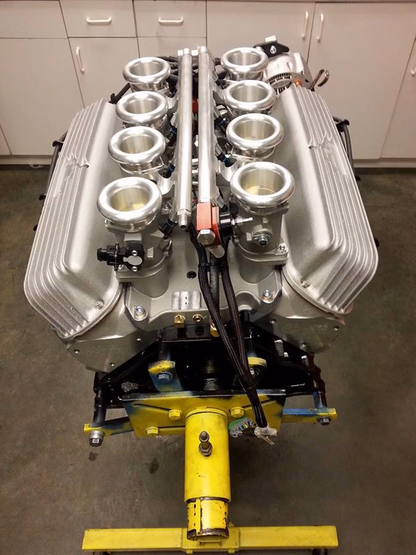 What is a Ford 302 Windsor stack injection kit?