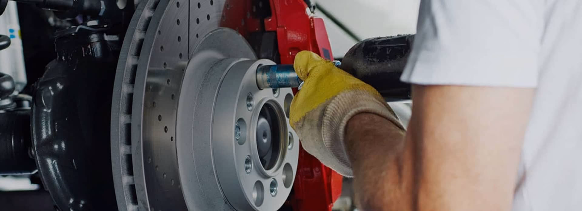 Where can I get auto repair & maintenance services in Tucson?