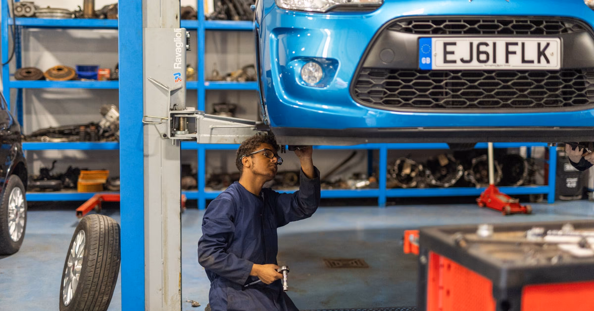 What can I do with a Level 3 apprenticeship?