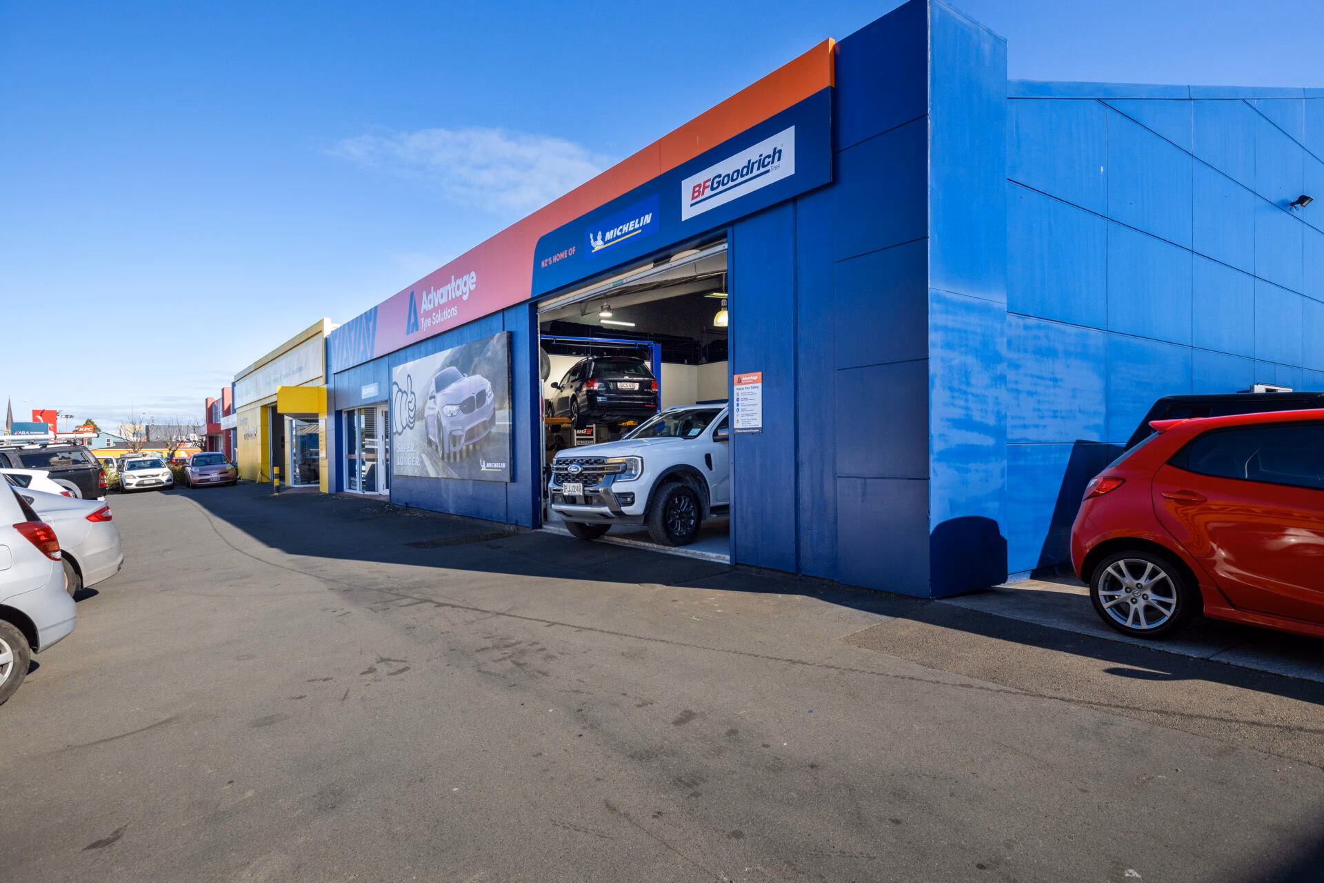 Where is Advance Vehicle Services Ltd?