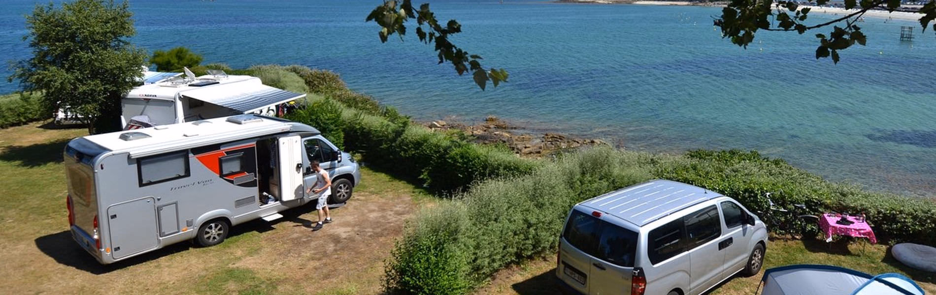 Quels sont les avantages du Camping Paradis la pointe de Roscoff ?