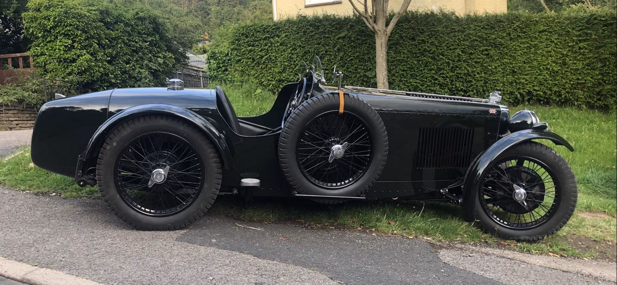 Who is auto service & tuning Centre Ltd?