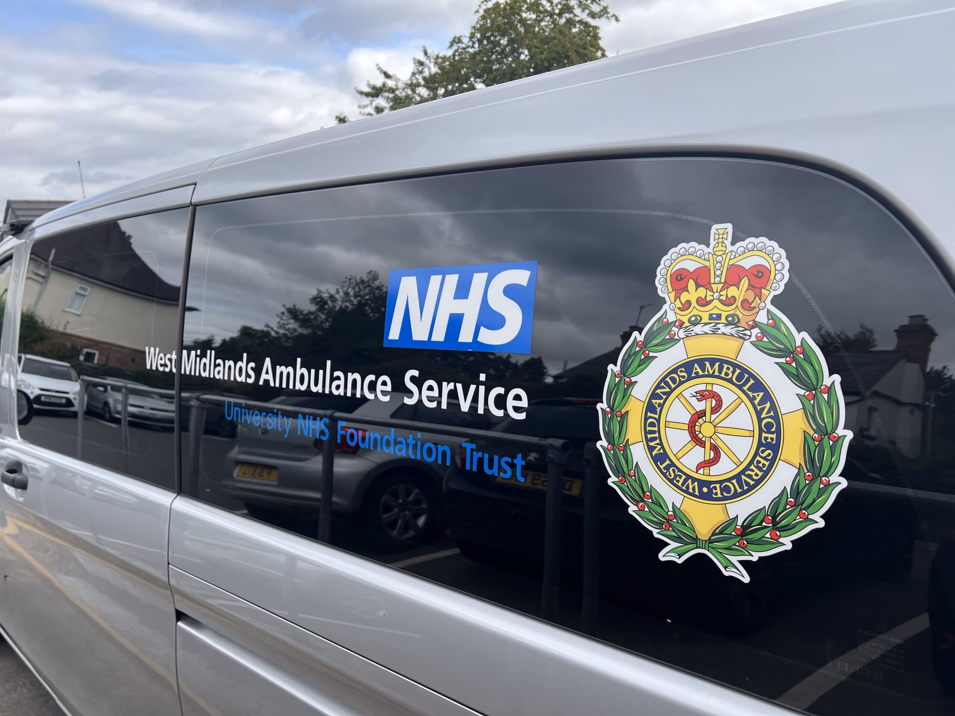 Do ambulances still attend mental health cases?