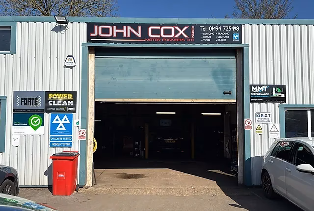 Where can I get a car service in Amersham?