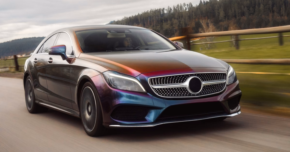 How long does a Mercedes-Benz service contract last?