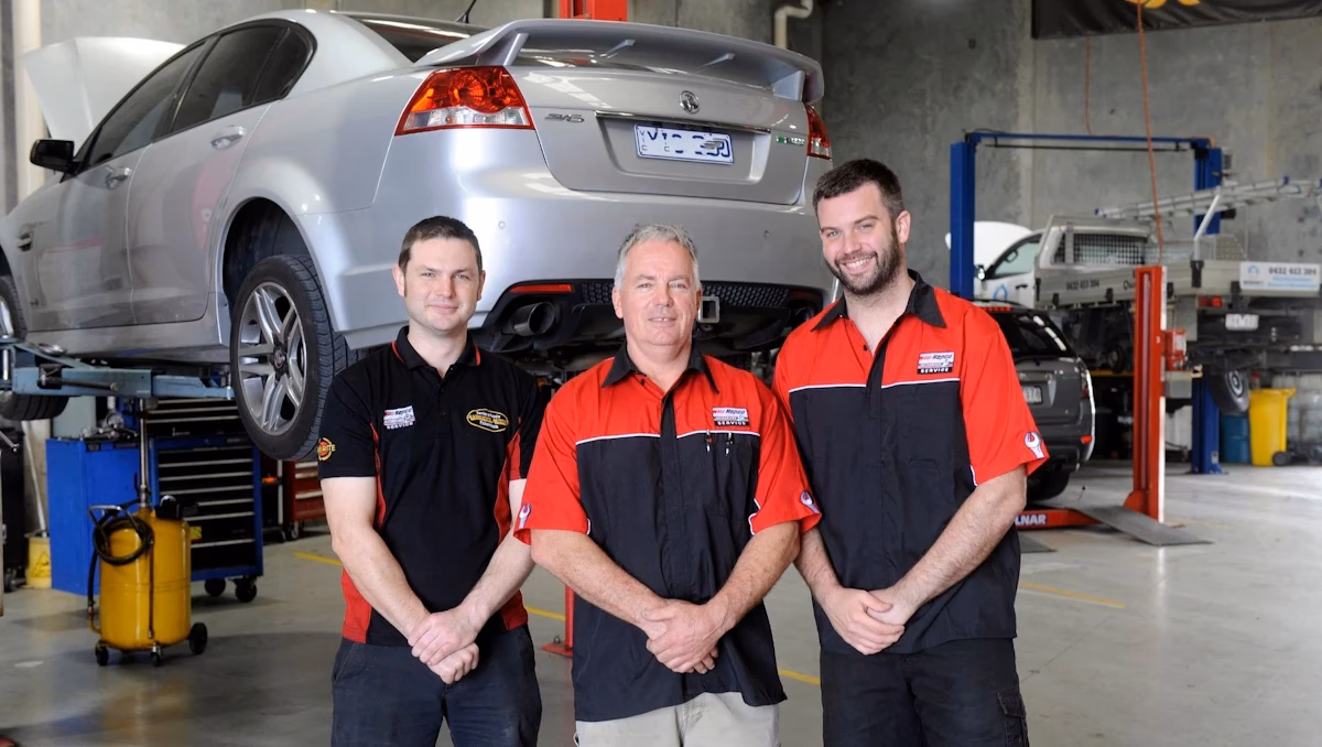 Who is Andrews collision auto repairs?