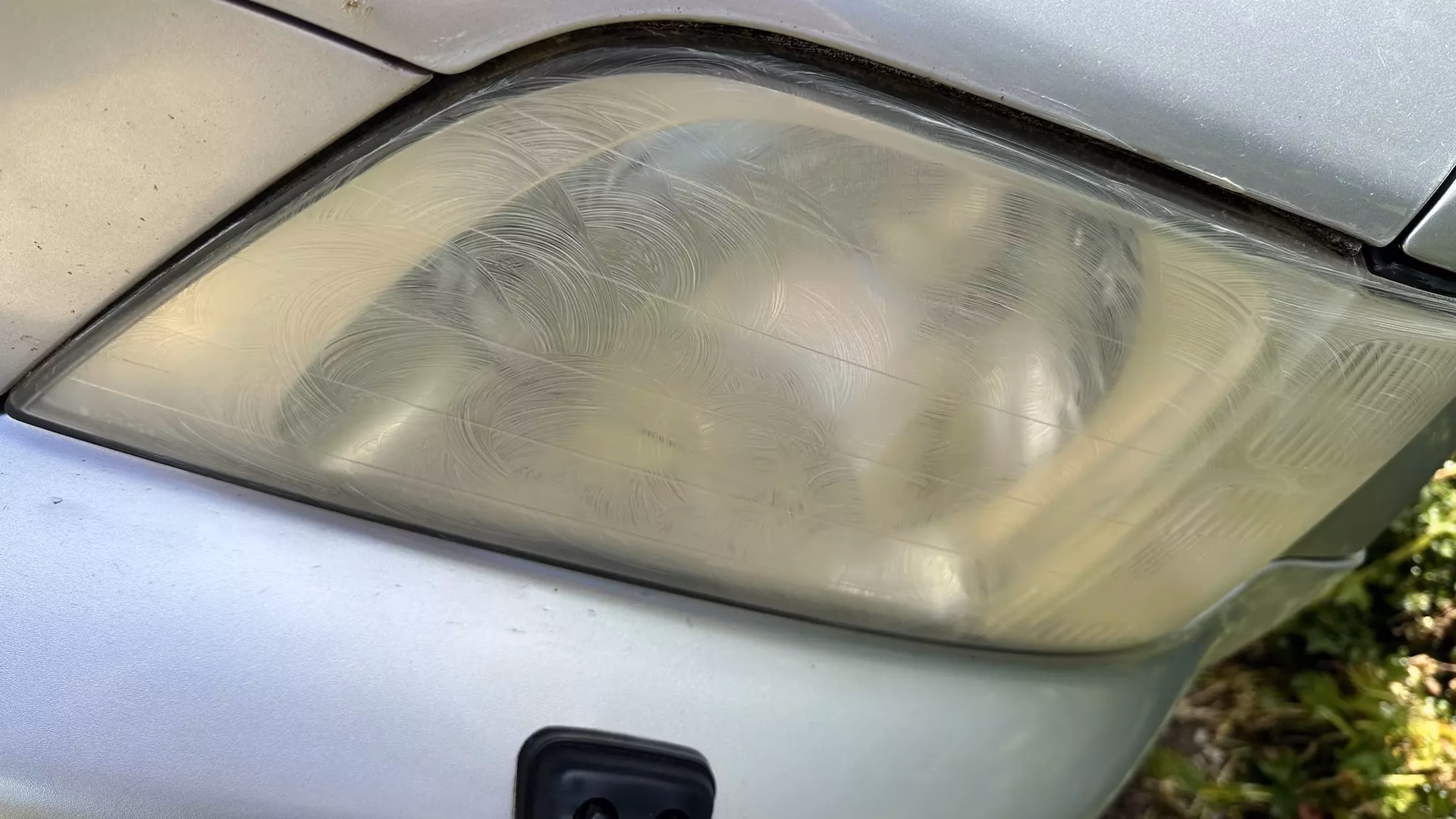 Are foggy headlights a MOT failure?