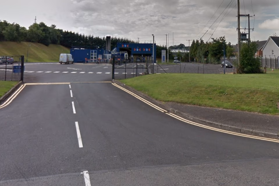 What are Armagh's opening hours?