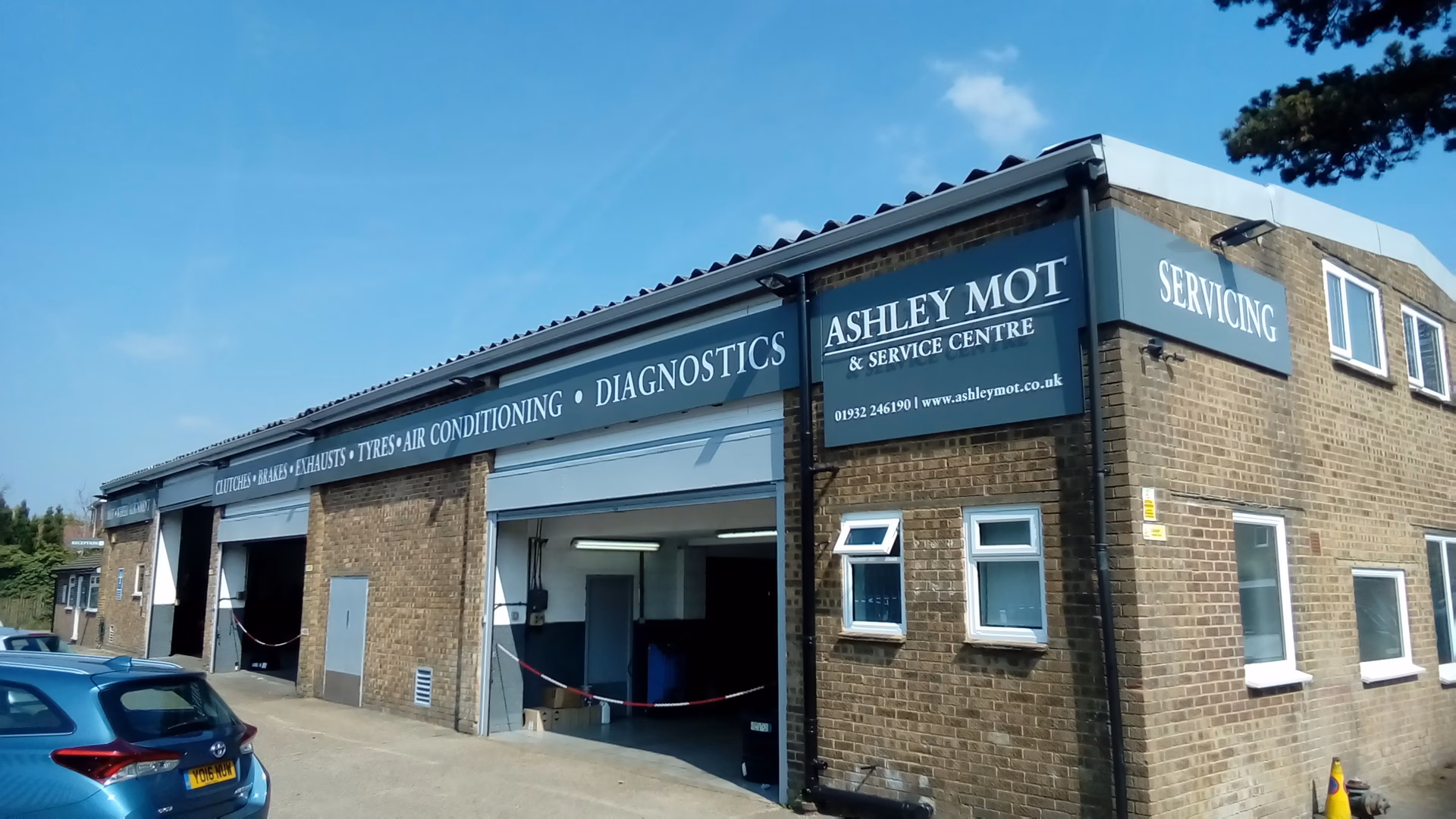 Where is Ashley motor repairs MOT test centre?