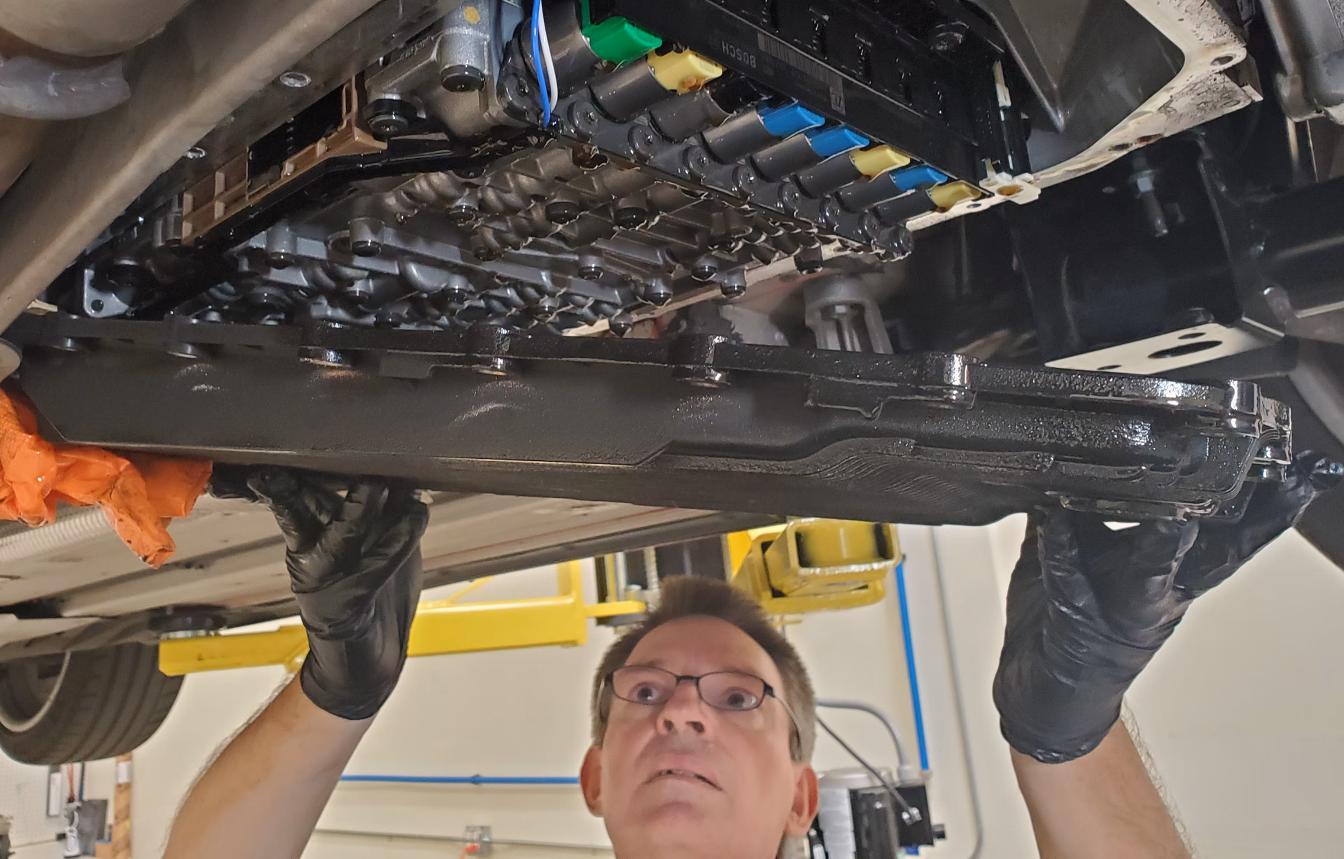 Which Aston Martin DB9 has automatic transmission?