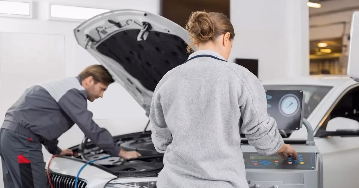 Who are automotive lawyers?