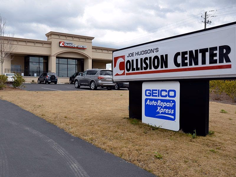 What services does Auburn Body Shop offer?