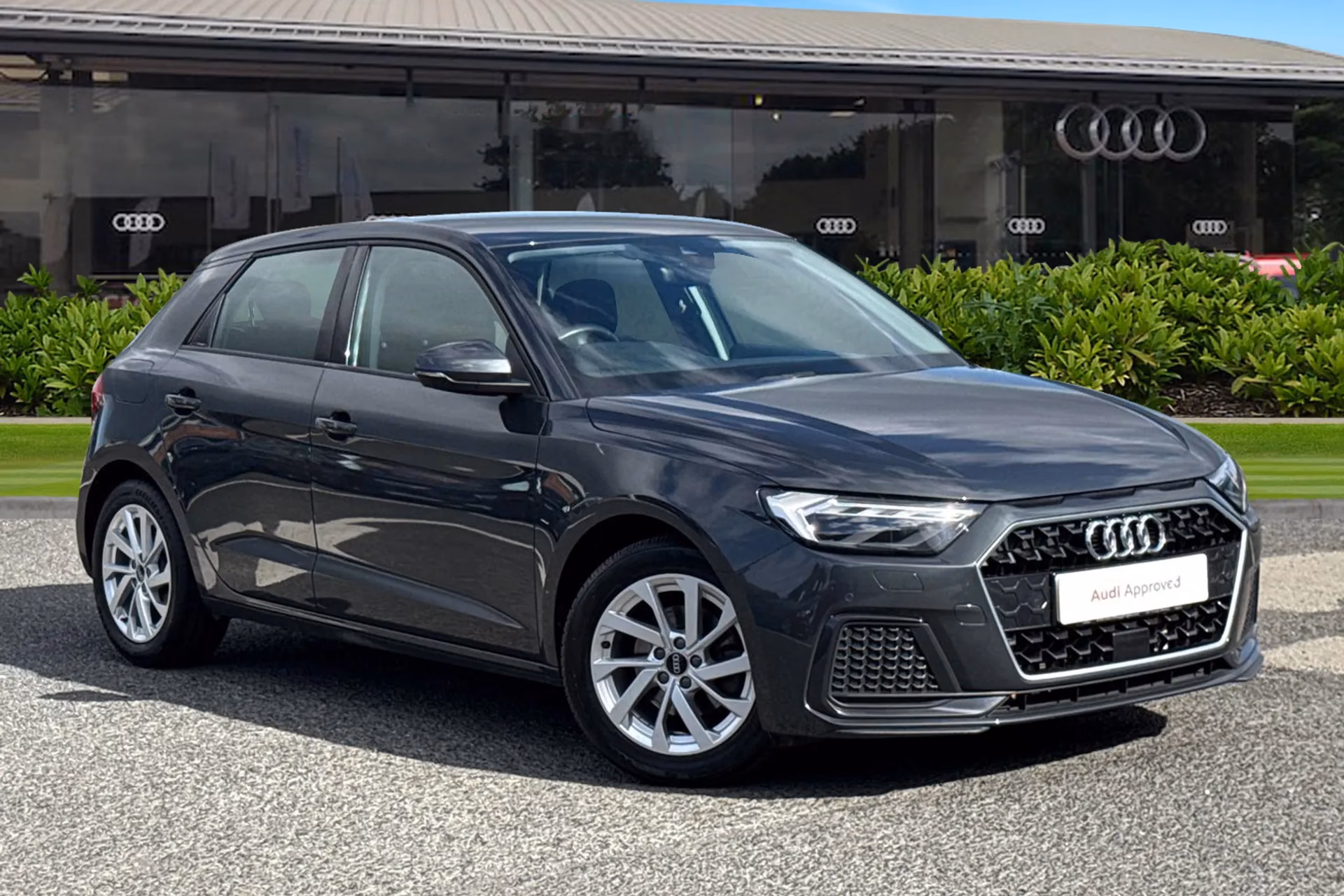 Does Audi UK have a service plan?