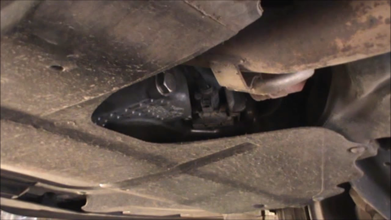 How much oil does the Audi A1 Sportback (8xa) 8XK take?