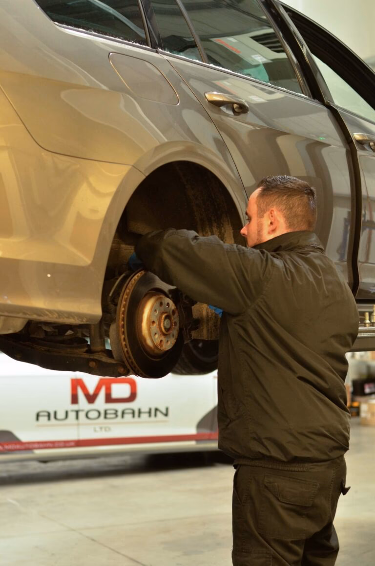 Where can finesse arc repair a car?