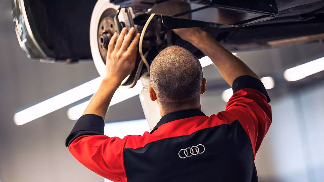 What if I book my Audi into a service centre?
