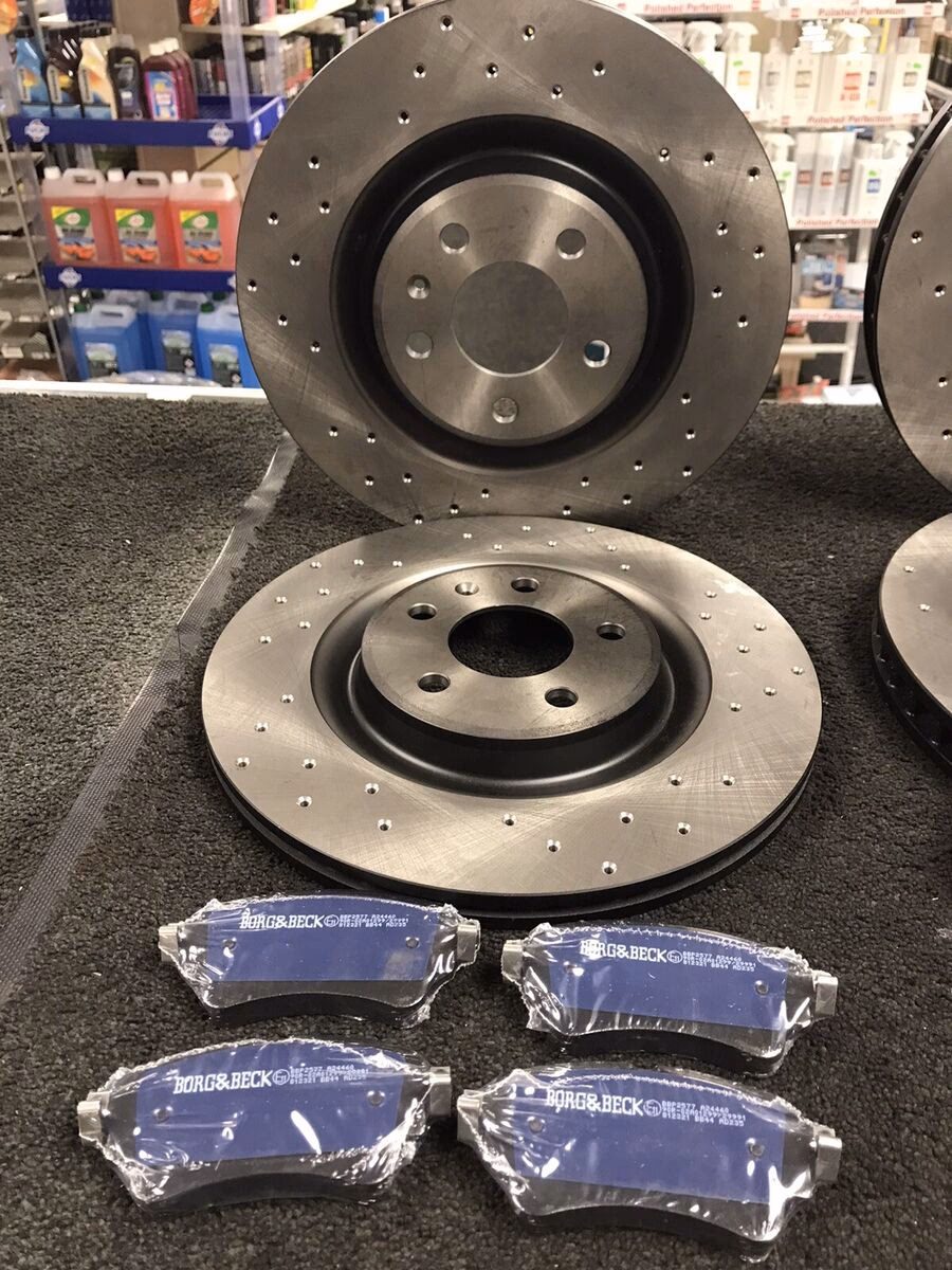 Does the Audi S5 have four-wheel drive?