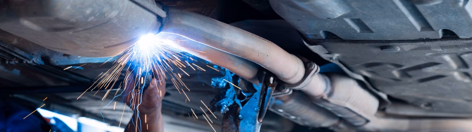 What does a custom exhaust shop in Melbourne do?