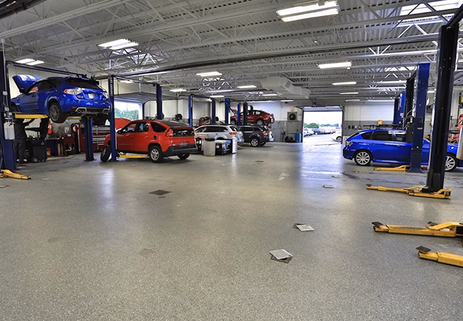 What are Autobarn hours of Operation?