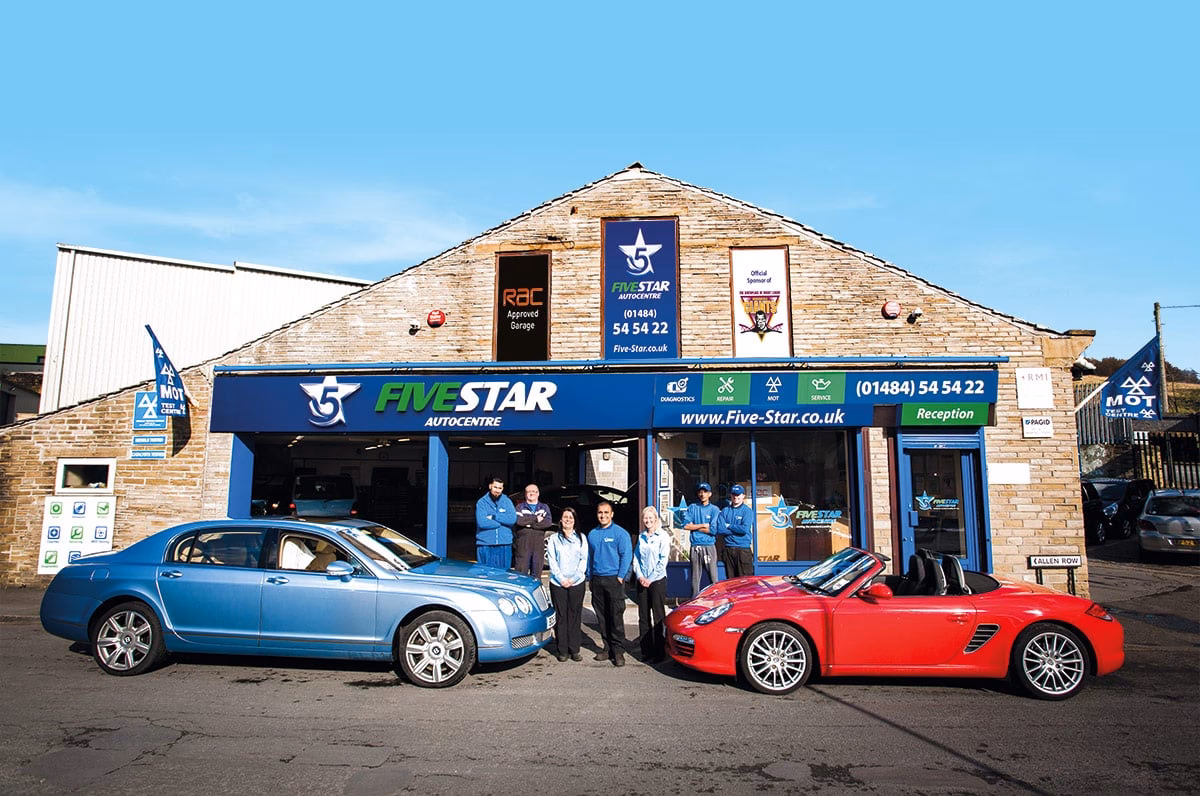 Where can I find award-winning car care in Huddersfield?