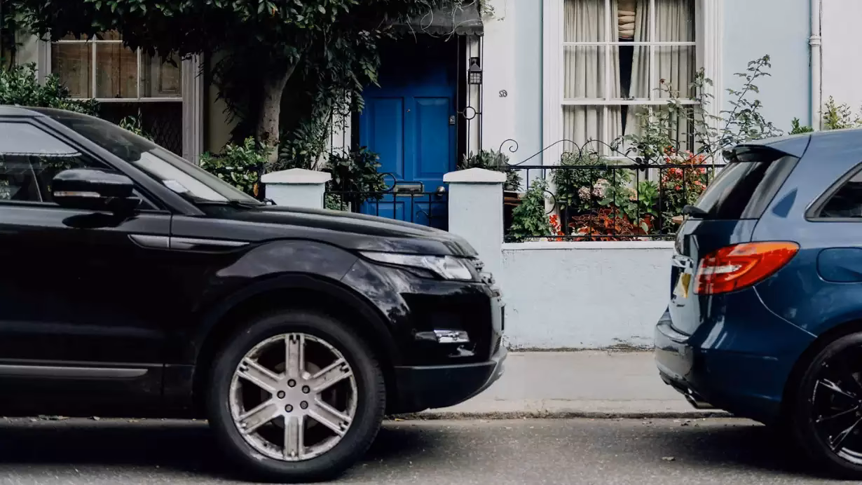 Does car insurance include a courtesy car?