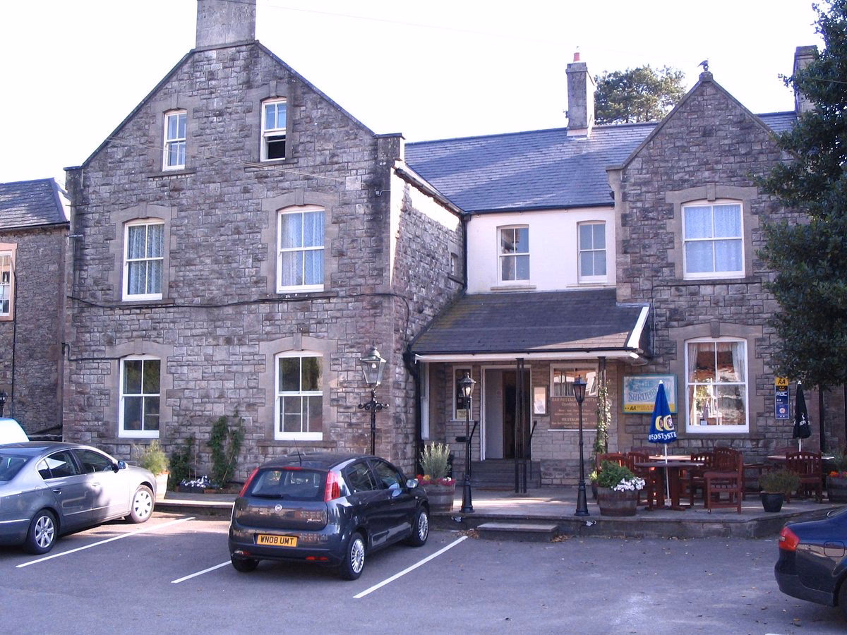 How does payment affect the price of a Shepton Mallet bed & breakfast?