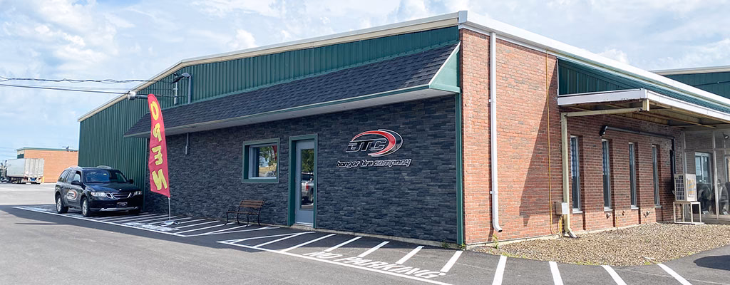 Where is prays auto sales in Bangor?