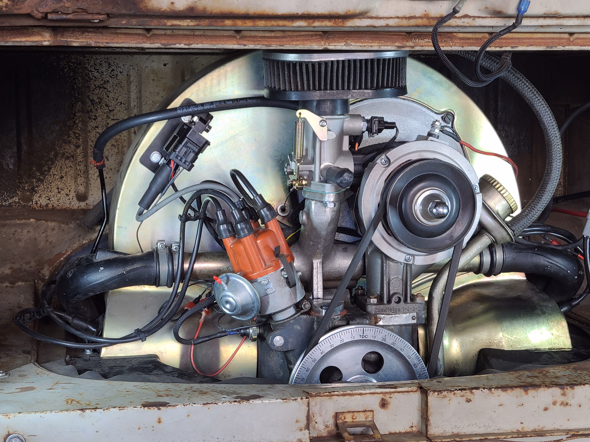 How do I convert my Beetle from fuel injection to carburetor?