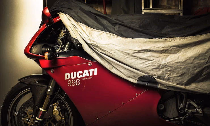 How do I contact Bennetts?