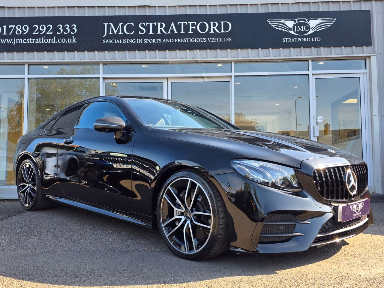 Does Mercedes Benz of Stratford offer MOT tests?