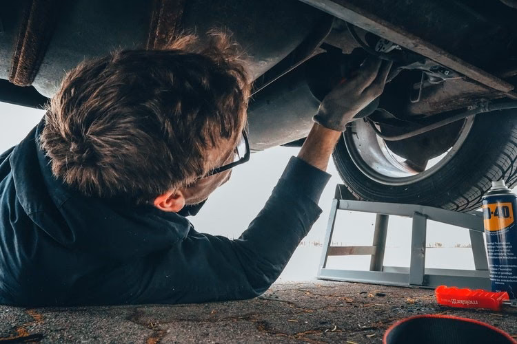 What is the name of the company that repairs cars?