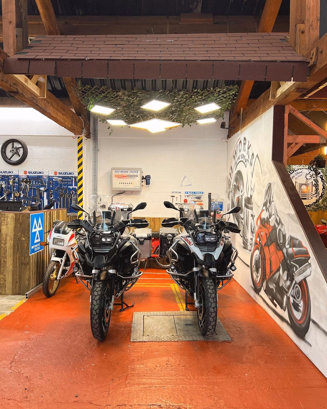 What is a Bolton Mot?