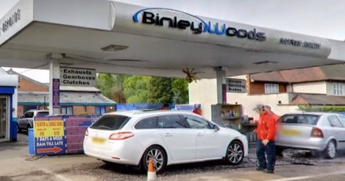 Why should you choose vauxsell Binley Woods service centre?