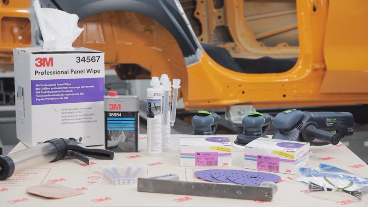 Where can I find a car body repair course?