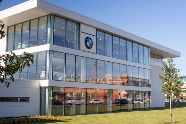 Who are Williams BMW Manchester?