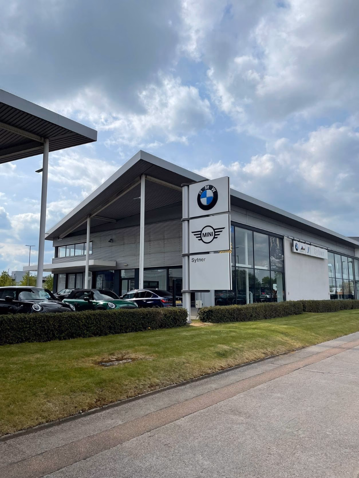 Where can I buy a BMW in North Hertfordshire?