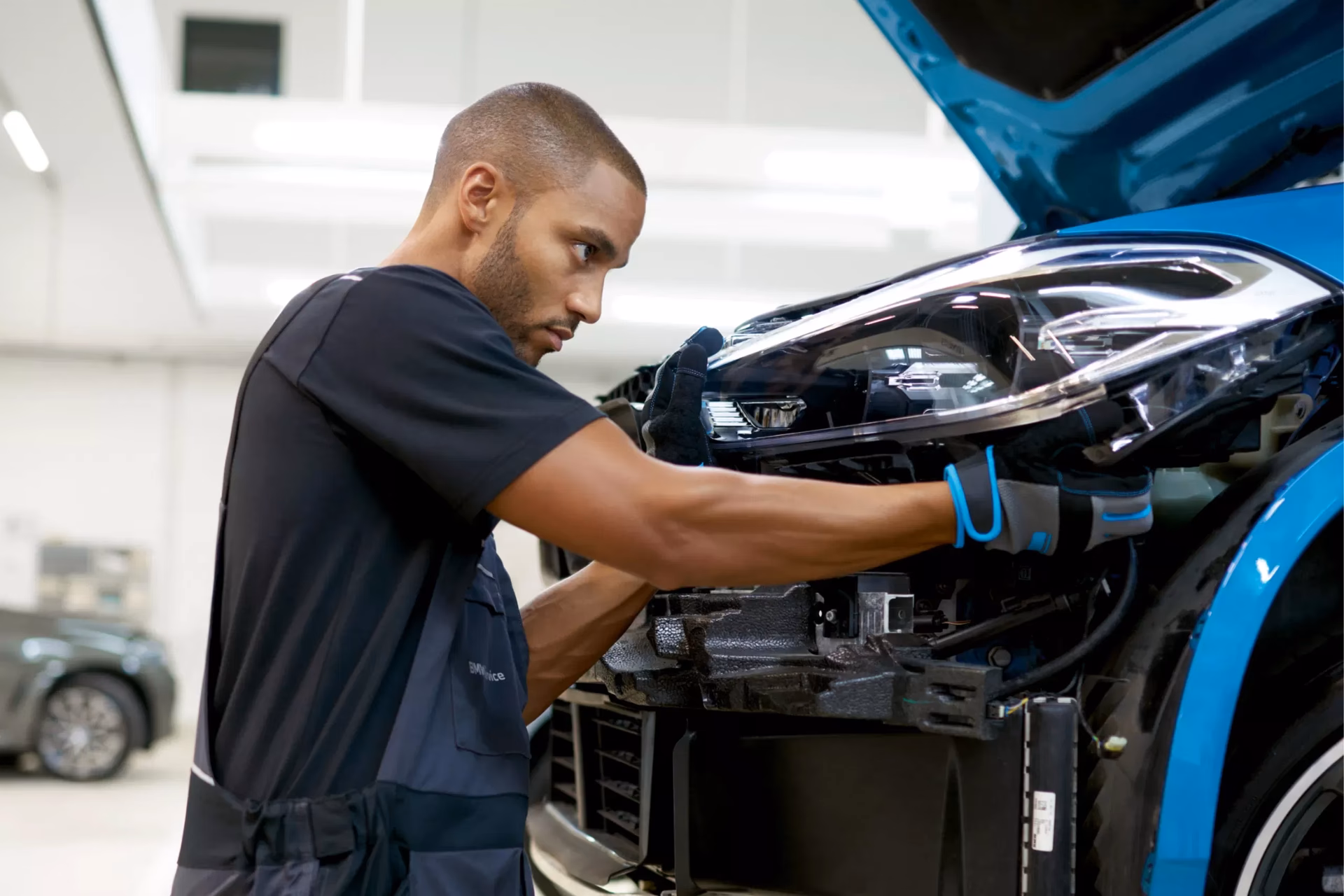 Who are BMW parts & spares?