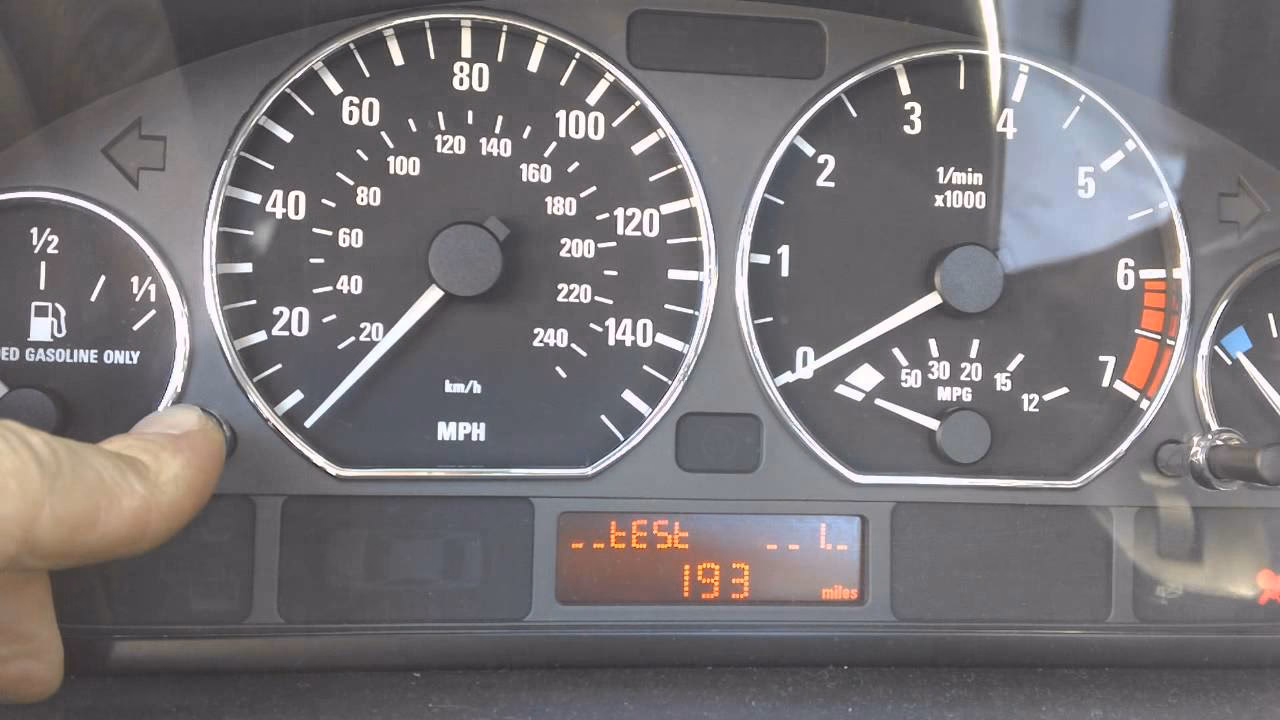 How to reset oil service light BMW 5 Series model E61?