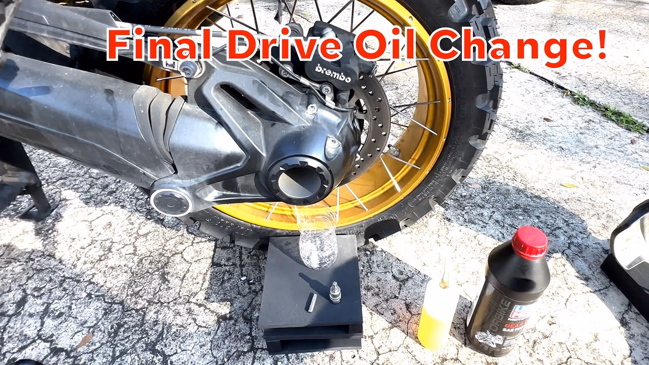 How much oil does a 2014 LC bike take to change?