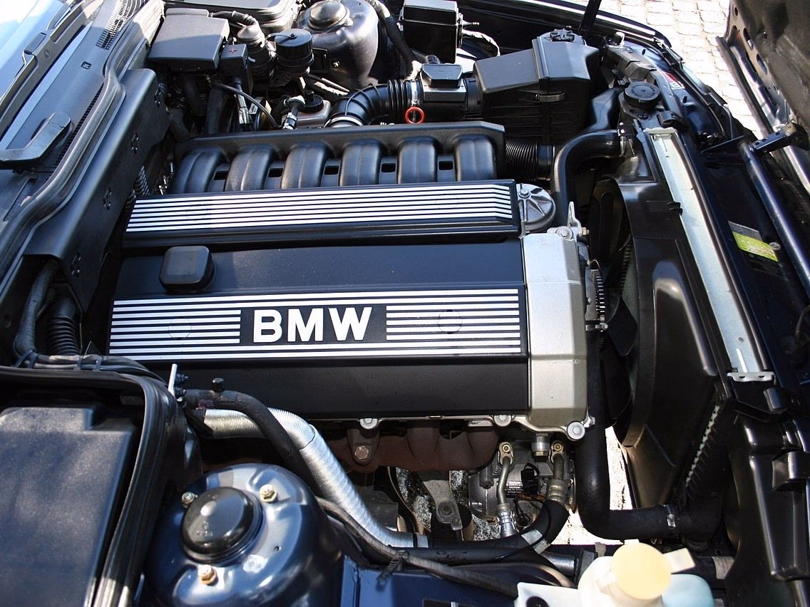 What engine oil E34 520i M50?