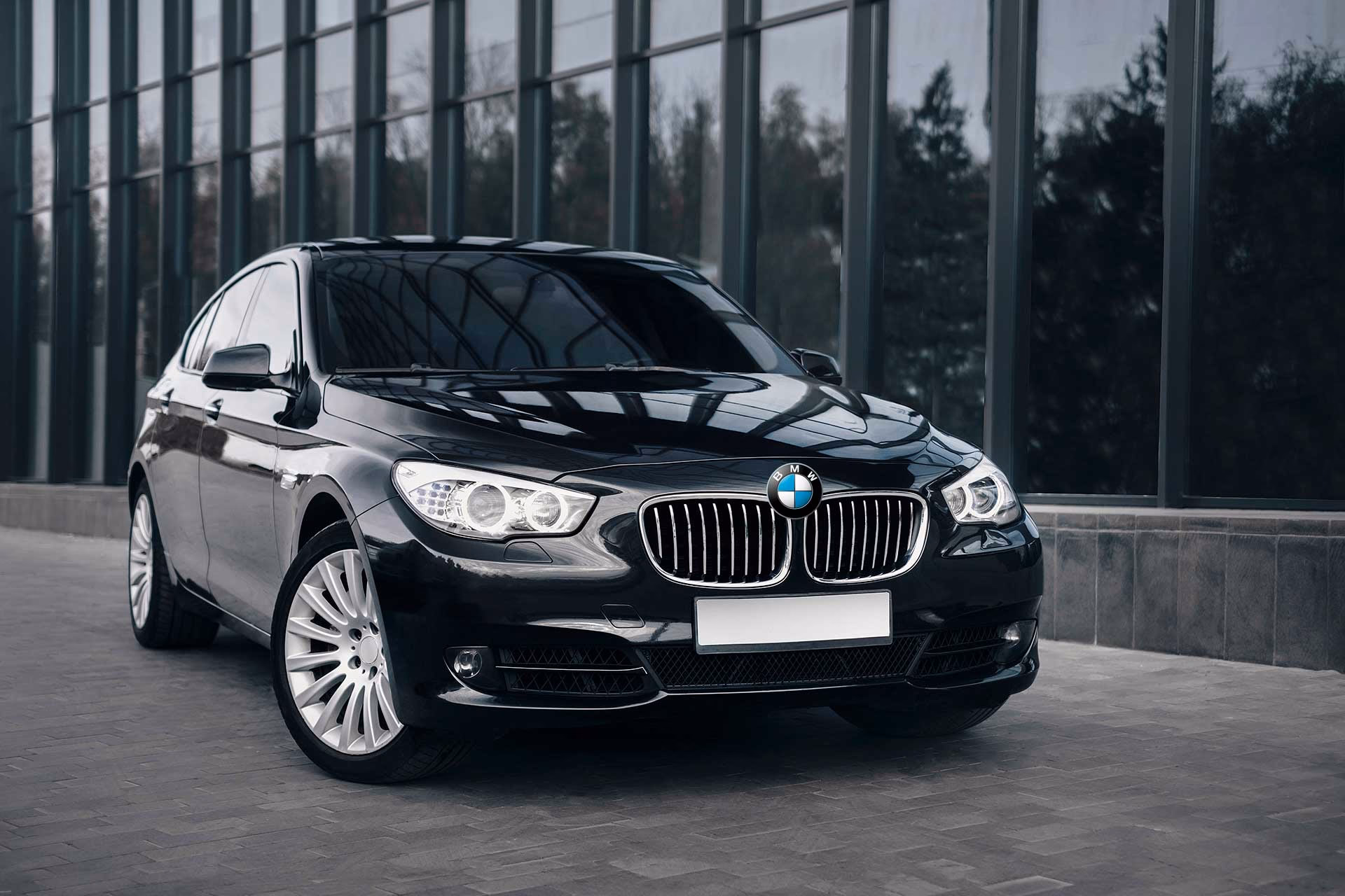 Who is BMW service centre?