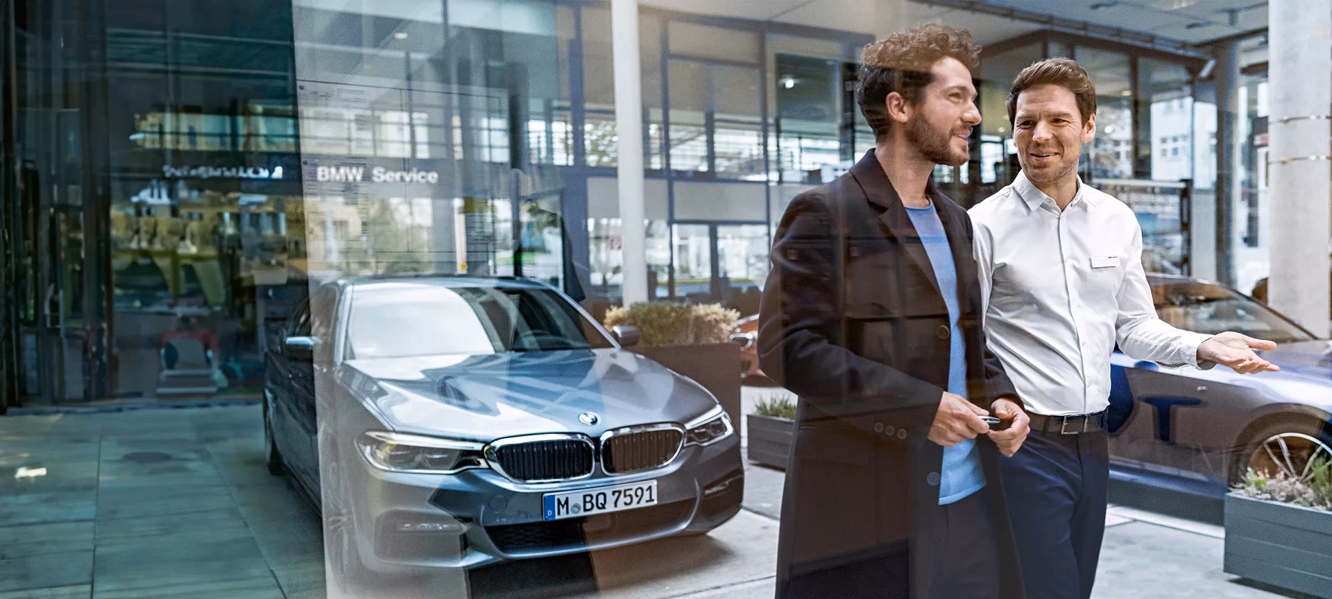 Does BMW offer a new car warranty?