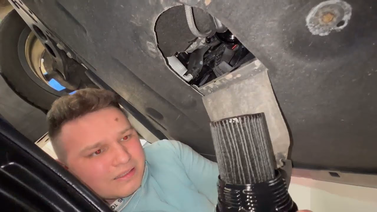 How to change oil on BMW X1 (E84)?