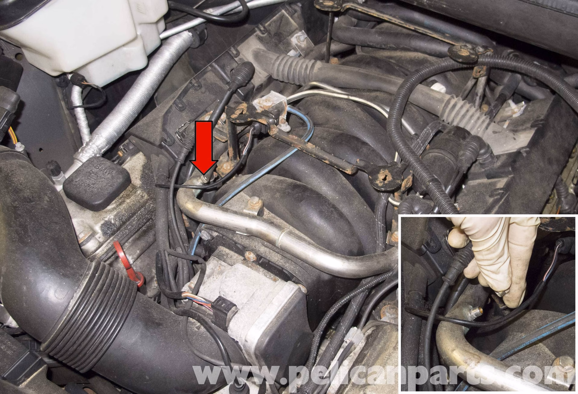 Does 2006 BMW X5 E53 have fuel injection system warning?