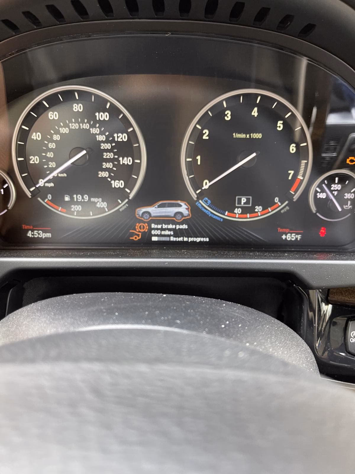 Why does MY BMW X5 have a warning light?