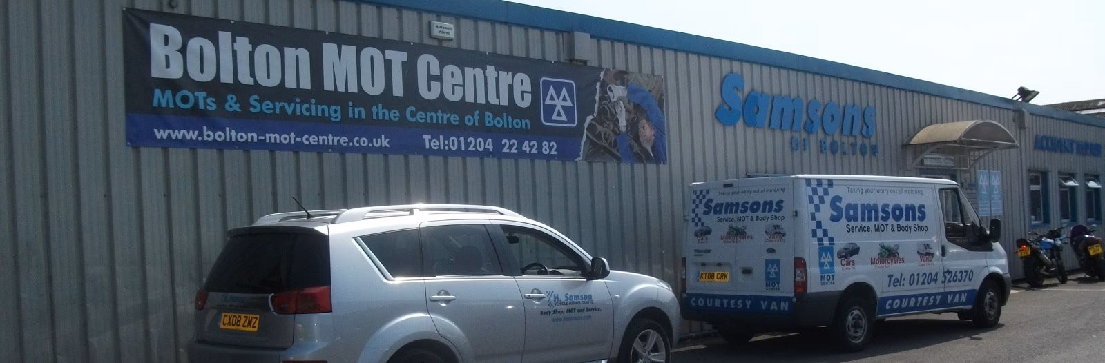 Where is Bolton town centre?