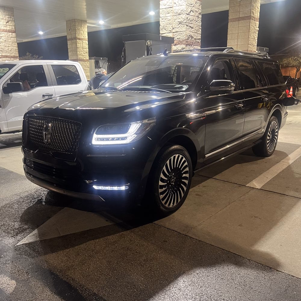 Which is the nearest airport to Bonita Springs?